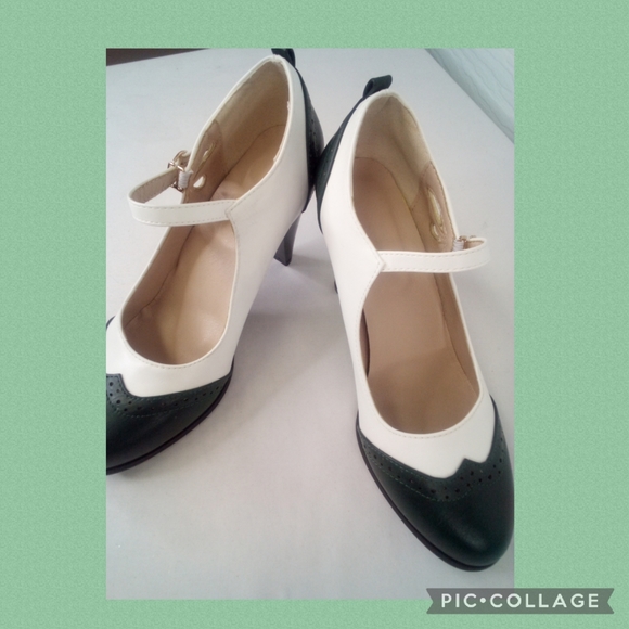 Shoes - Mary Jane Green Shoes